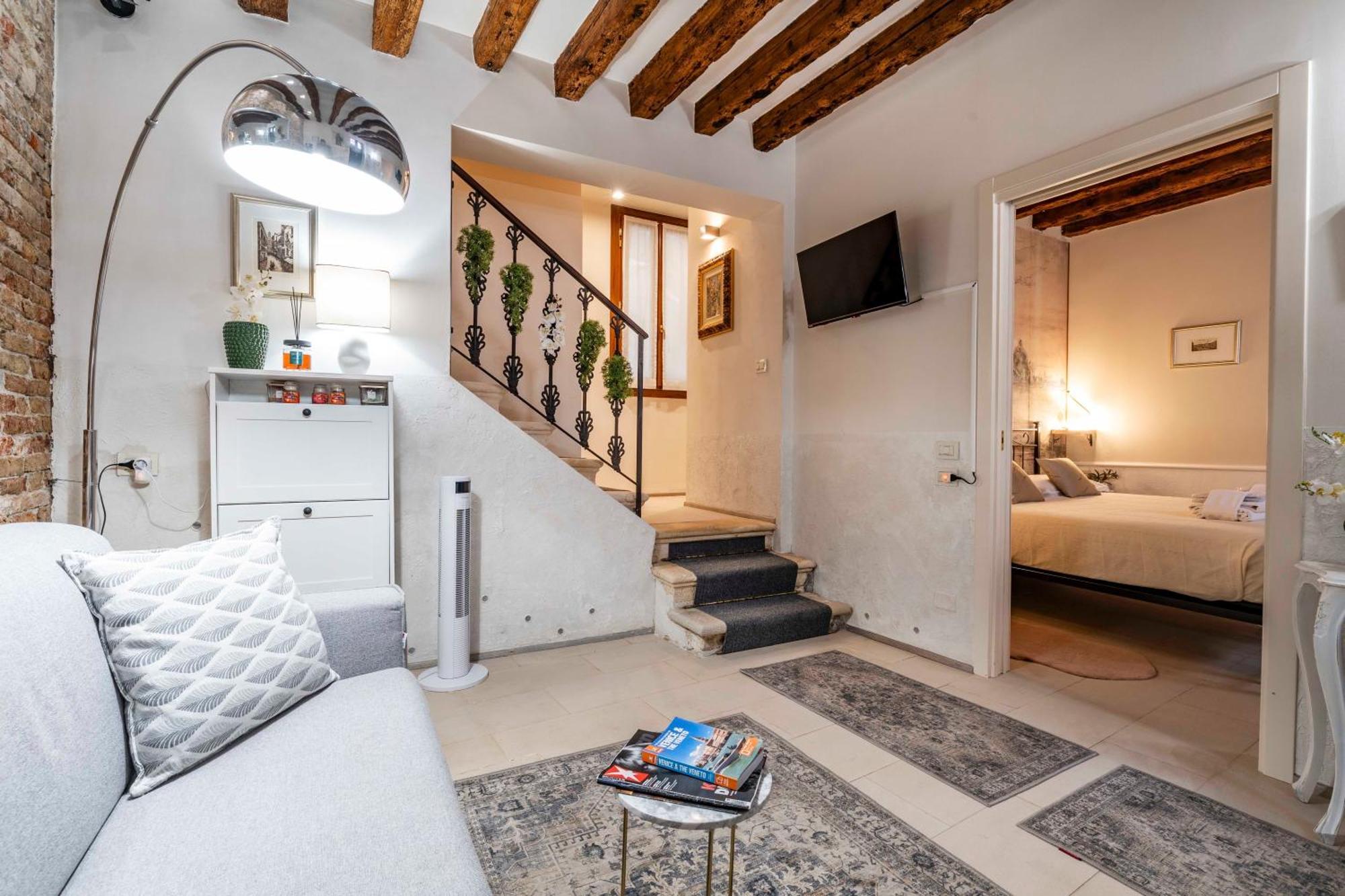 Ca' Pestrin Suite House - San Marco Square Venedig Exterior foto